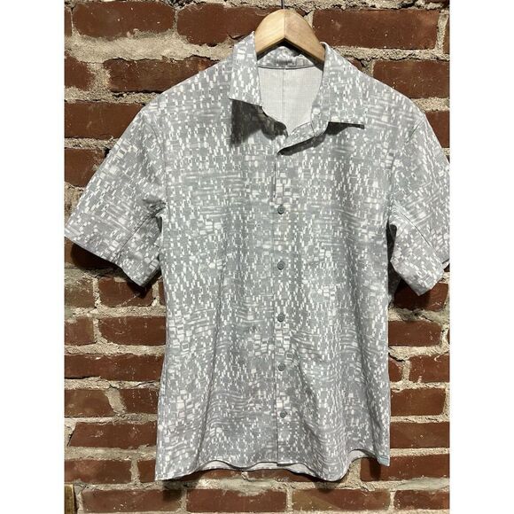 Lululemon Airing Easy Short Sleeve Shirt Mens L Lightweight Stretch Geometric - Picture 1 of 4